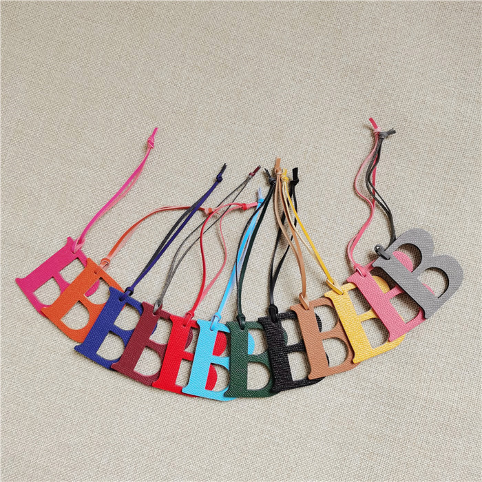 Grosir Mewah Asli Kulit Alami  - Monogram Keychain Leather ulasan dan harga