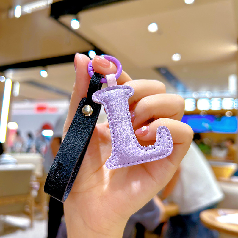Gantungan kunci 26 huruf kulit - Monogram Keychain Leather ulasan dan harga