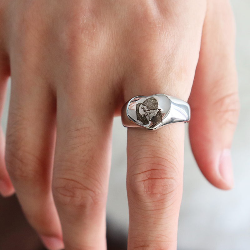 Cincin Bulat dengan Ukiran Gam - Initial Ring Custom ulasan dan harga